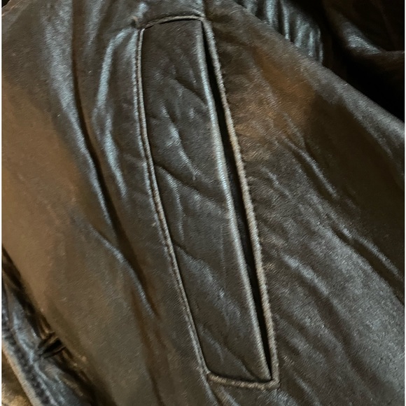 Short(to waist) bovine/bull hide bomber button up, Lge by J.Persy for Marvin Ric - Picture 7 of 15